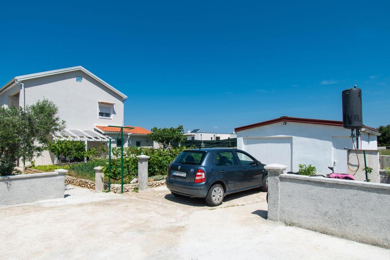 Apartment Ivan Vrsi Exterior foto